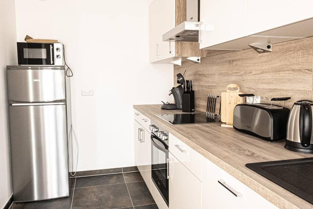 Modernes Luxus-Apartment Im Leipziger Zentrum Bagian luar foto