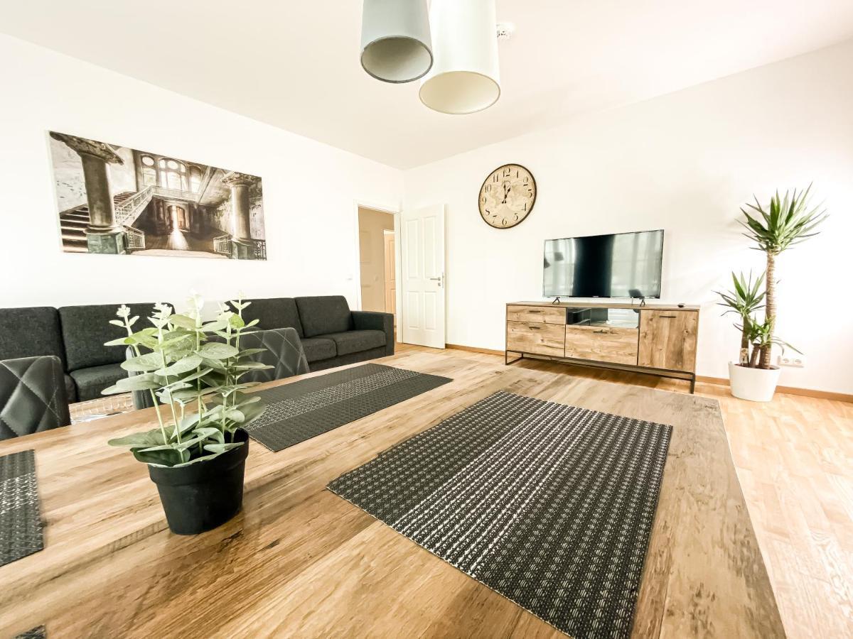 Modernes Luxus-Apartment Im Leipziger Zentrum Bagian luar foto